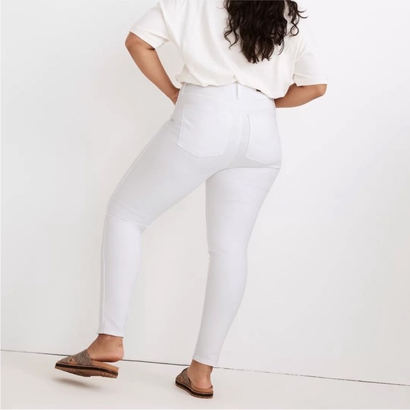 Mint condition Madewell high rise skinny jeans. Size 33 - Picture 3 of 9